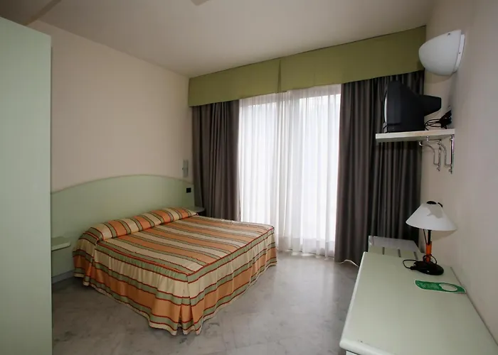 Hotel Elena