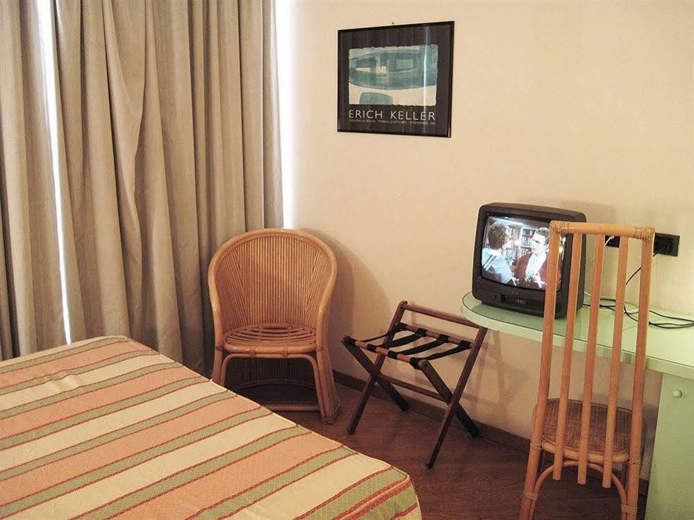 Elena Hotel