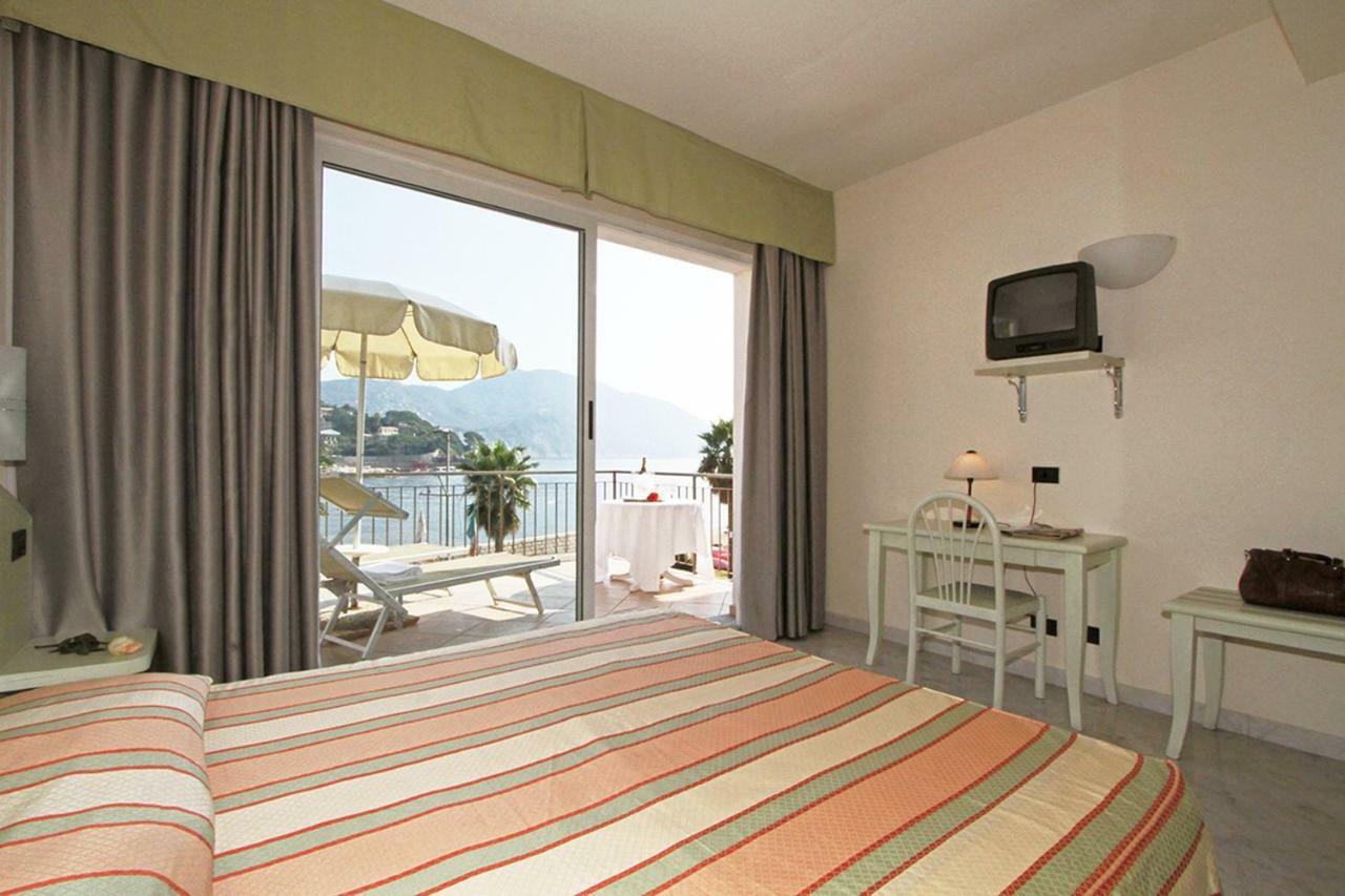 Hotel Elena